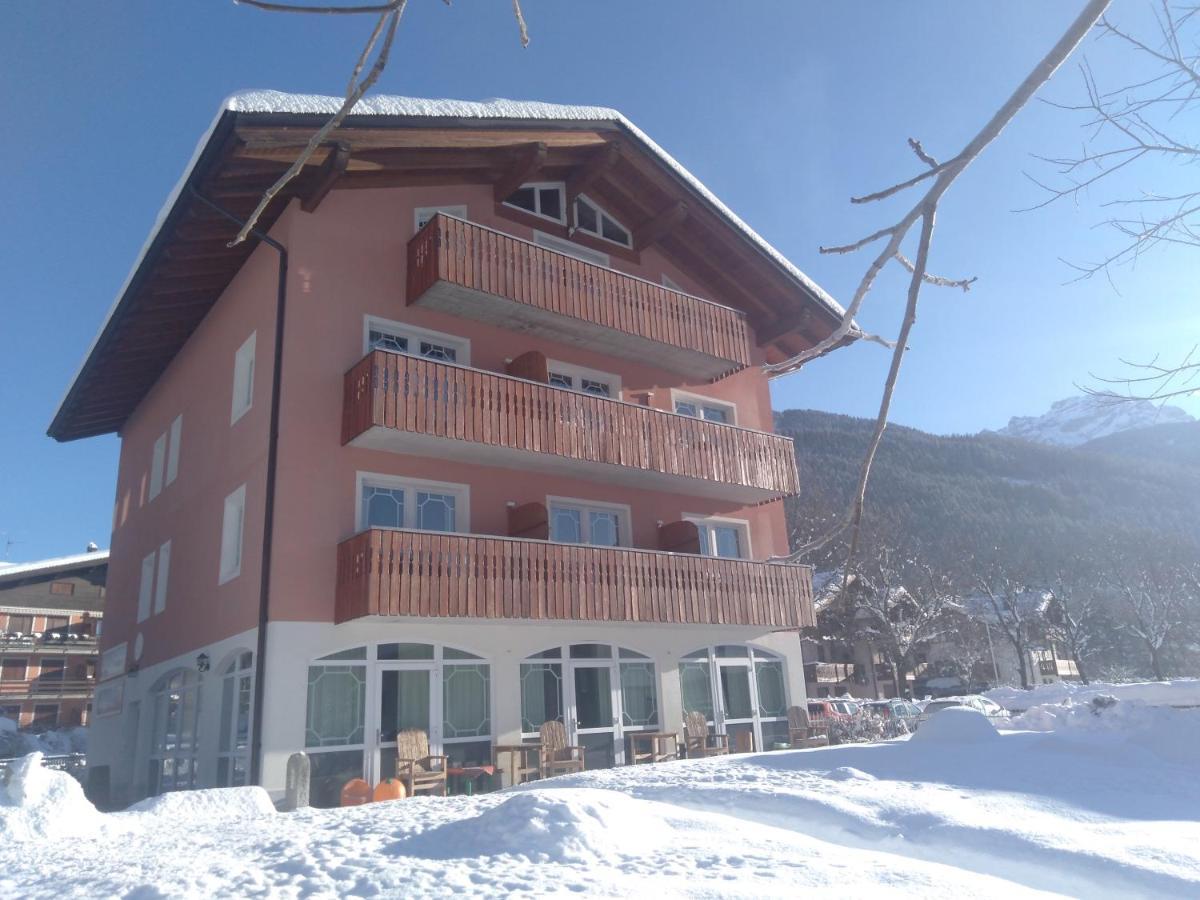 Hotel Garni Al Nardis Carisolo Exteriör bild