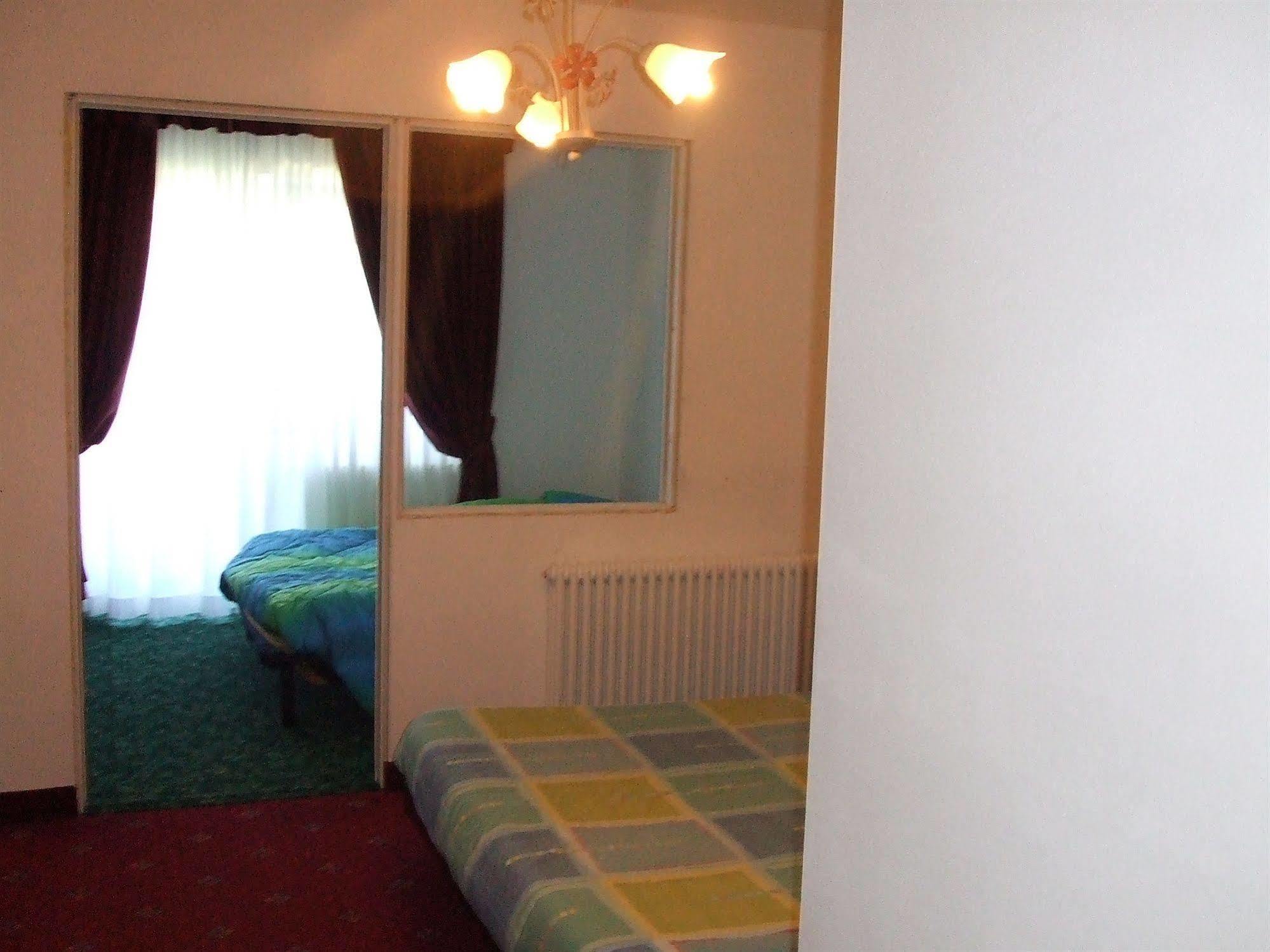 Hotel Garni Al Nardis Carisolo Exteriör bild
